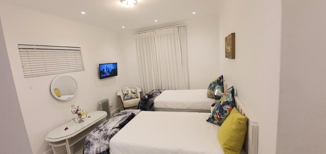 Villa Parisienne Modern Guest House Cape Town Luaran gambar