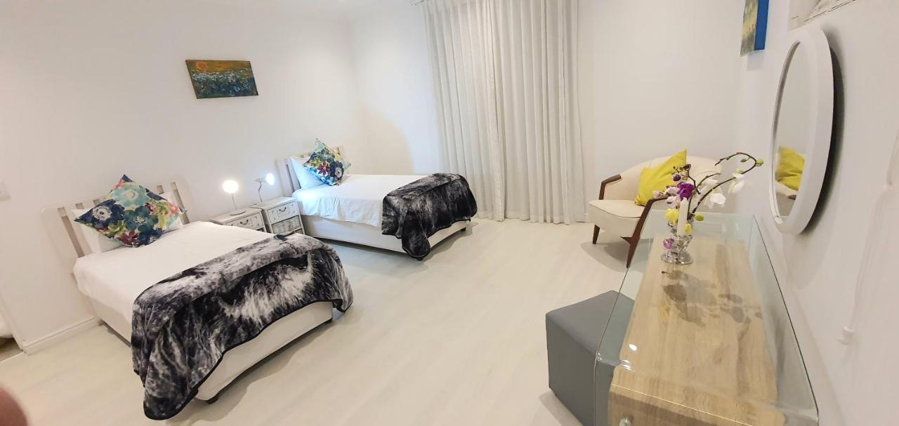 Villa Parisienne Modern Guest House Cape Town Luaran gambar